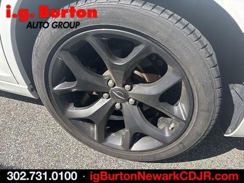 Bright White Clearcoat 2023 Chrysler 300 S