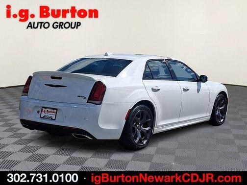 Bright White Clearcoat 2023 Chrysler 300 S