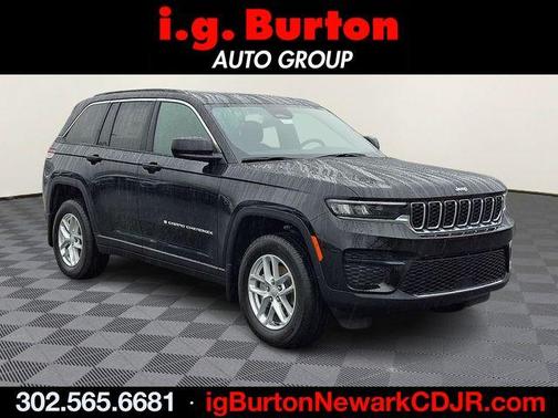 Diamond Black 2026 Jeep Grand Cherokee Laredo