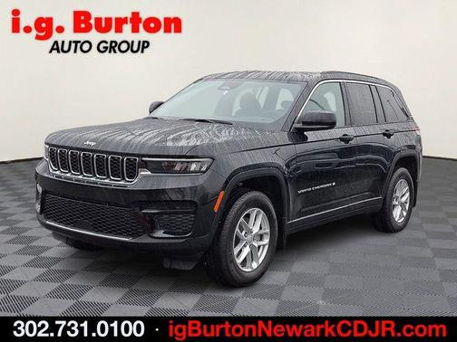 Diamond Black 2026 Jeep Grand Cherokee Laredo