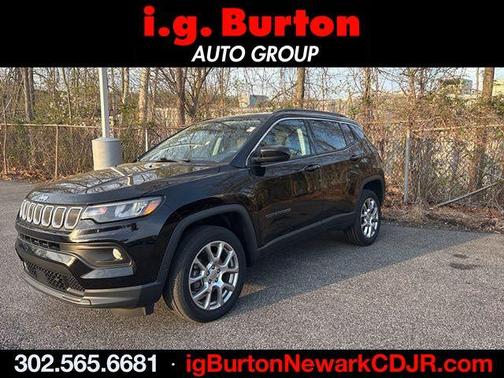 Diamond Black 2022 Jeep Compass Latitude Lux