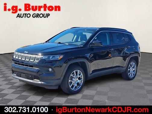 Diamond Black 2022 Jeep Compass Latitude Lux