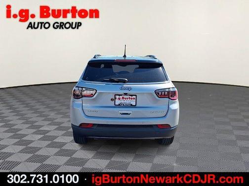 Silver Zynith 2024 Jeep Compass Limited