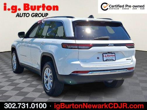 Bright White Clearcoat 2024 Jeep Grand Cherokee Limited