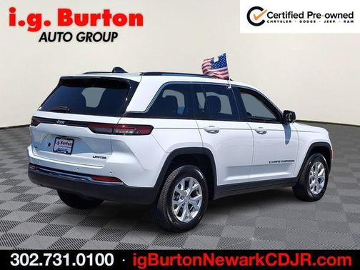 Bright White Clearcoat 2024 Jeep Grand Cherokee Limited