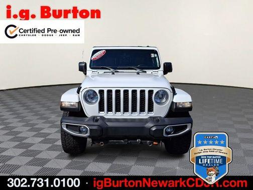 Bright White Clearcoat 2022 Jeep Gladiator Overland