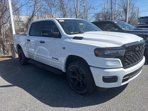 Bright White Clearcoat 2026 RAM 1500 Big Horn/Lone Star