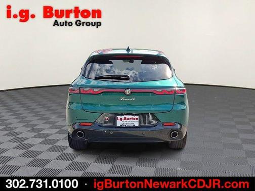 Verde 2024 Alfa Romeo Tonale Veloce