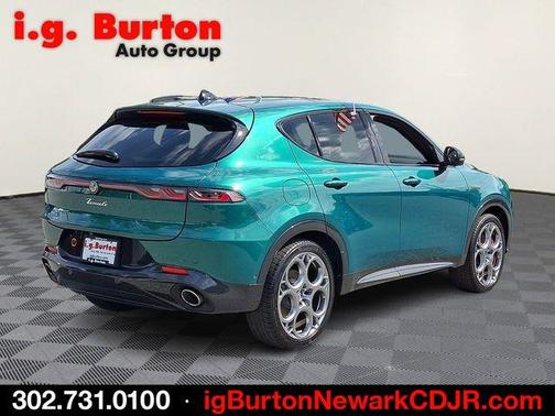 Verde 2024 Alfa Romeo Tonale Veloce