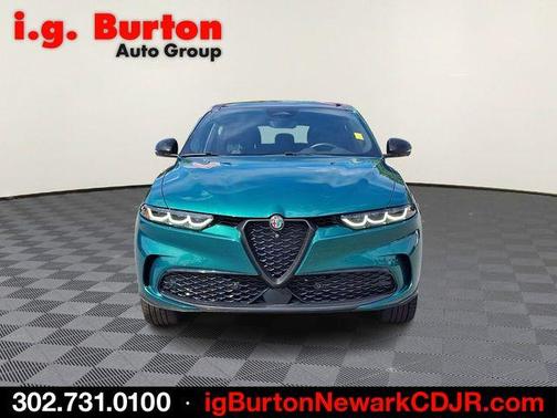 Verde 2024 Alfa Romeo Tonale Veloce
