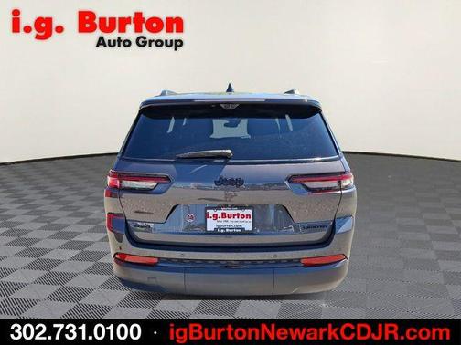 Metallic 2024 Jeep Grand Cherokee L Limited