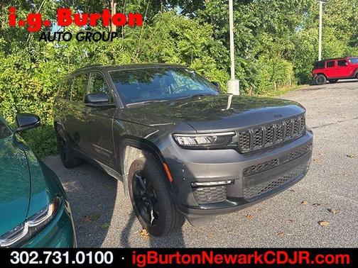 Metallic 2024 Jeep Grand Cherokee L Limited