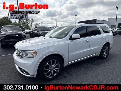 White 2018 Dodge Durango SXT