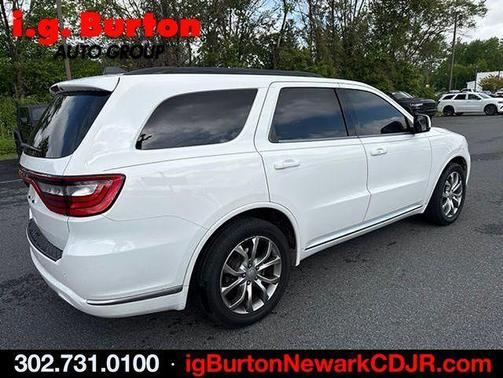 White 2018 Dodge Durango SXT