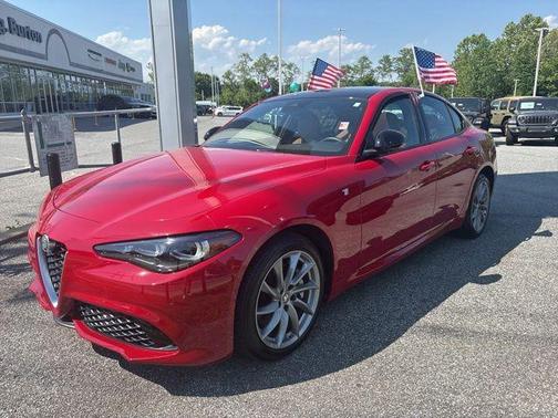 Rosso 2024 Alfa Romeo Giulia Ti