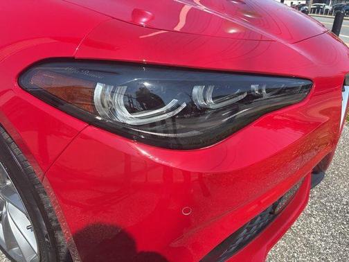 Rosso 2024 Alfa Romeo Giulia Ti