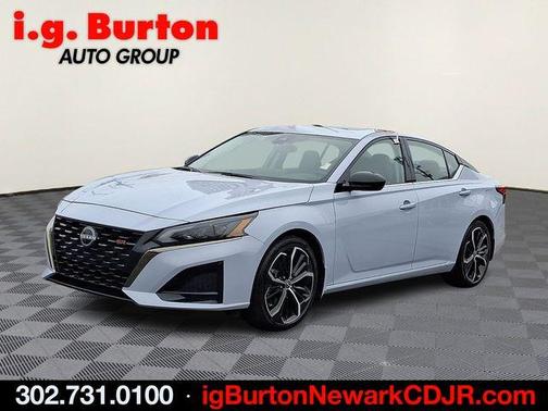 2025 Nissan Altima SR