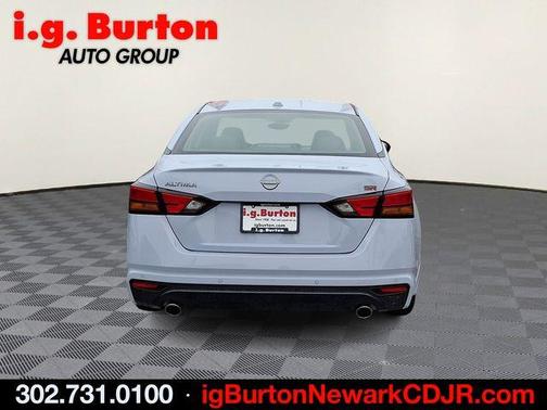 2025 Nissan Altima SR