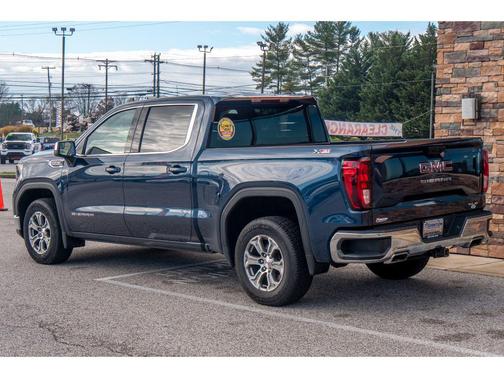 2023 GMC Sierra 1500 SLE