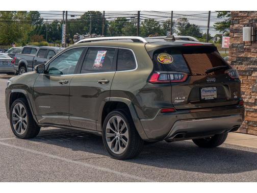 2019 Jeep Cherokee Overland