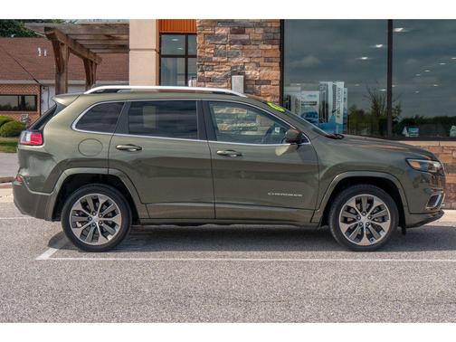 2019 Jeep Cherokee Overland