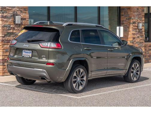 2019 Jeep Cherokee Overland