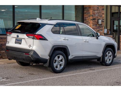 2020 Toyota RAV4 Hybrid LE