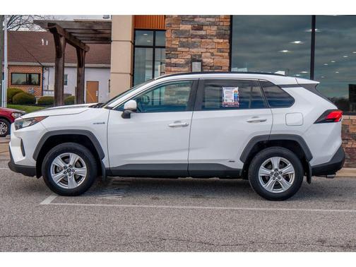 2020 Toyota RAV4 Hybrid LE