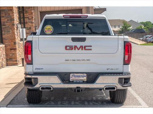 2022 GMC Sierra 1500 SLT