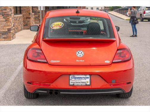 2017 Volkswagen Beetle 1.8T SE