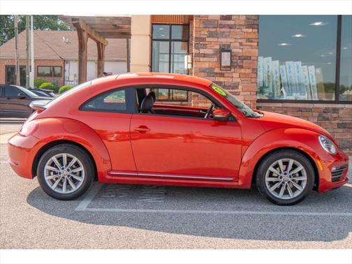 2017 Volkswagen Beetle 1.8T SE