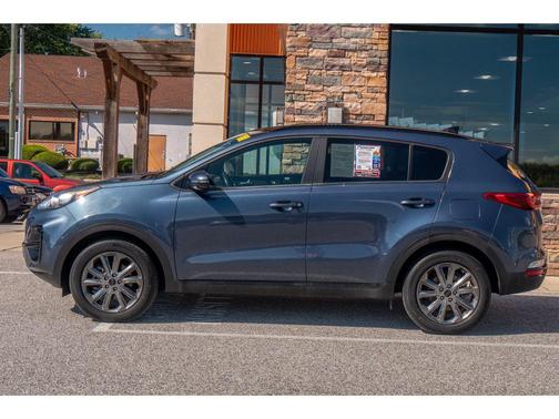 2022 Kia Sportage S