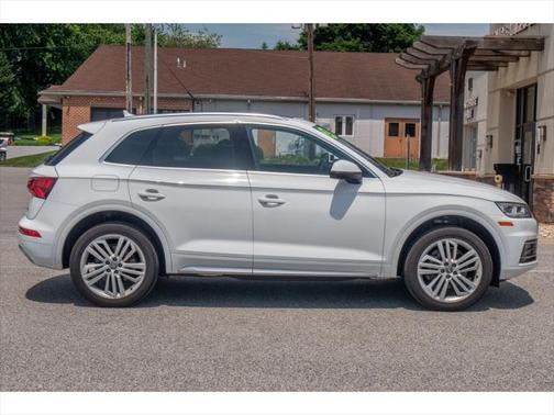 2020 Audi Q5 45 Premium Plus