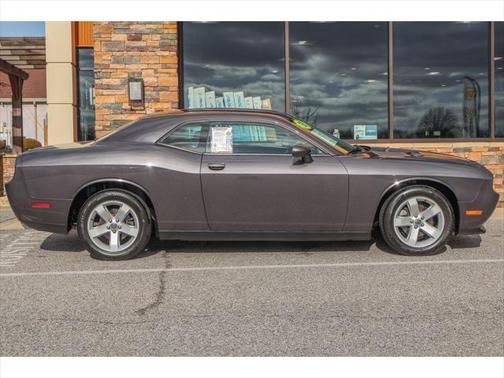 2013 Dodge Challenger SXT