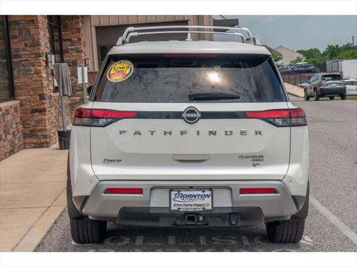 2022 Nissan Pathfinder Platinum 4WD