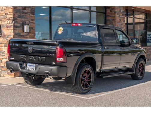 2021 RAM 1500 Classic SLT