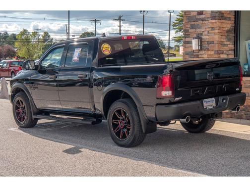 2021 RAM 1500 Classic SLT