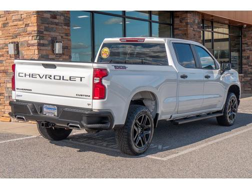 2021 Chevrolet Silverado 1500 Custom Trail Boss