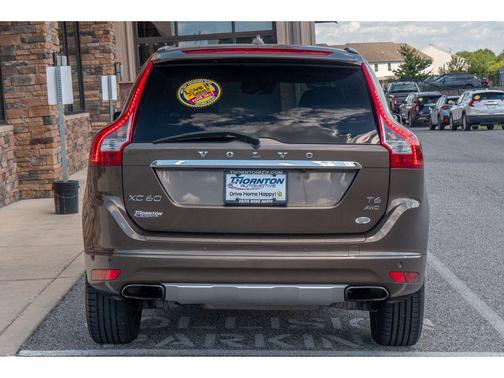 2015 Volvo XC60 T6 Platinum