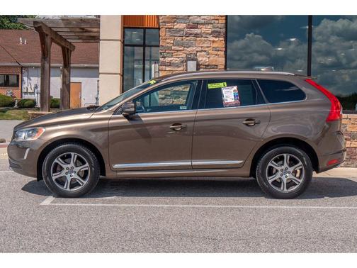 2015 Volvo XC60 T6 Platinum