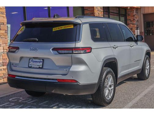 2022 Jeep Grand Cherokee L Laredo
