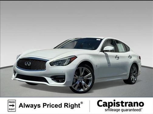 2015 INFINITI Q70 3.7