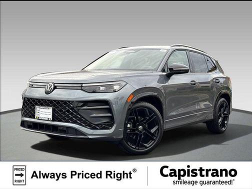 Platinum Gray 2026 Volkswagen Tiguan 2.0T SE R-Line Black
