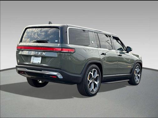 2022 Rivian R1S Launch Edition