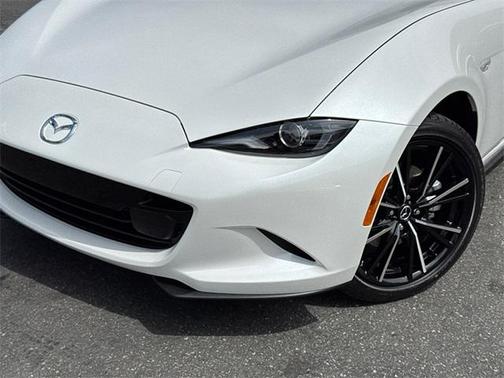 2025 Mazda MX-5 Miata RF Grand Touring