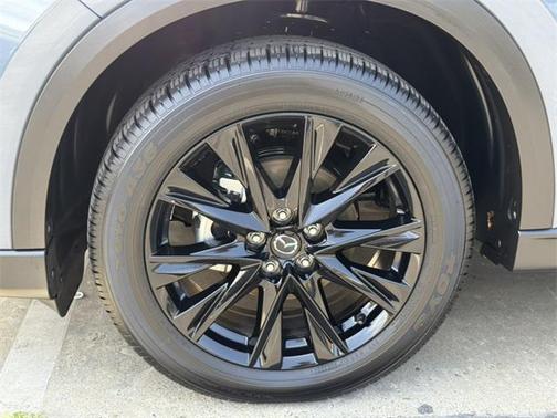 2025 Mazda CX-5 Carbon Edition