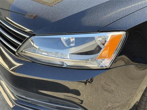 2015 Volkswagen Jetta Auto S w/Technology