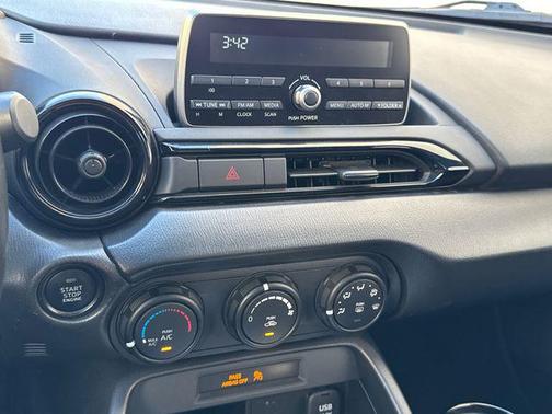 Arctic White 2016 Mazda MX-5 Miata Sport