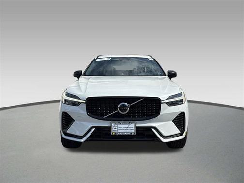 2022 Volvo XC60 Recharge Plug-In Hybrid T8 R-Design