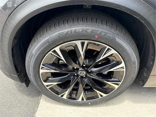 2024 Mazda CX-90 PHEV Premium